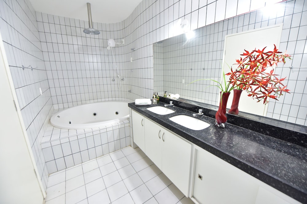 MURANO BUSINESS HOTEL 50/53