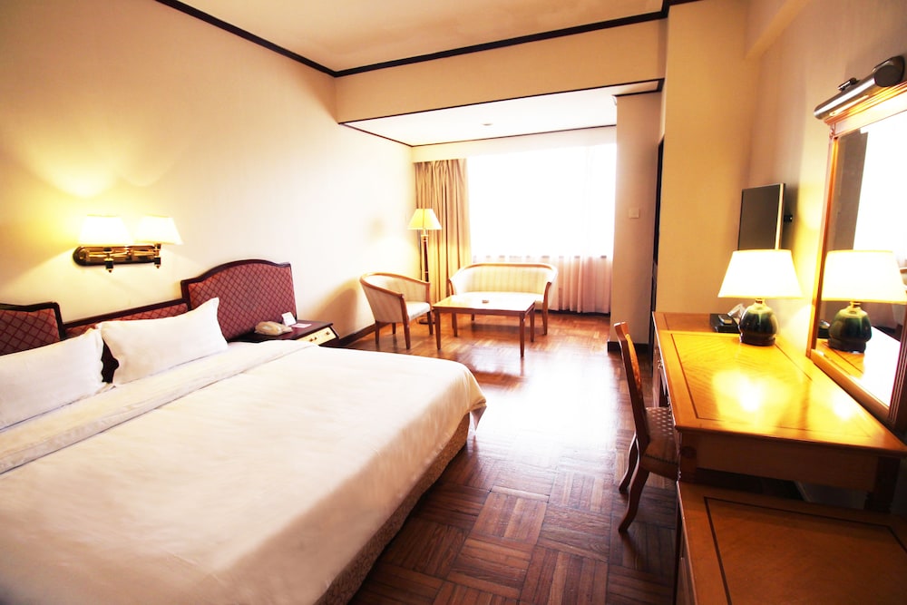 Guangzhou Hotel 13/50