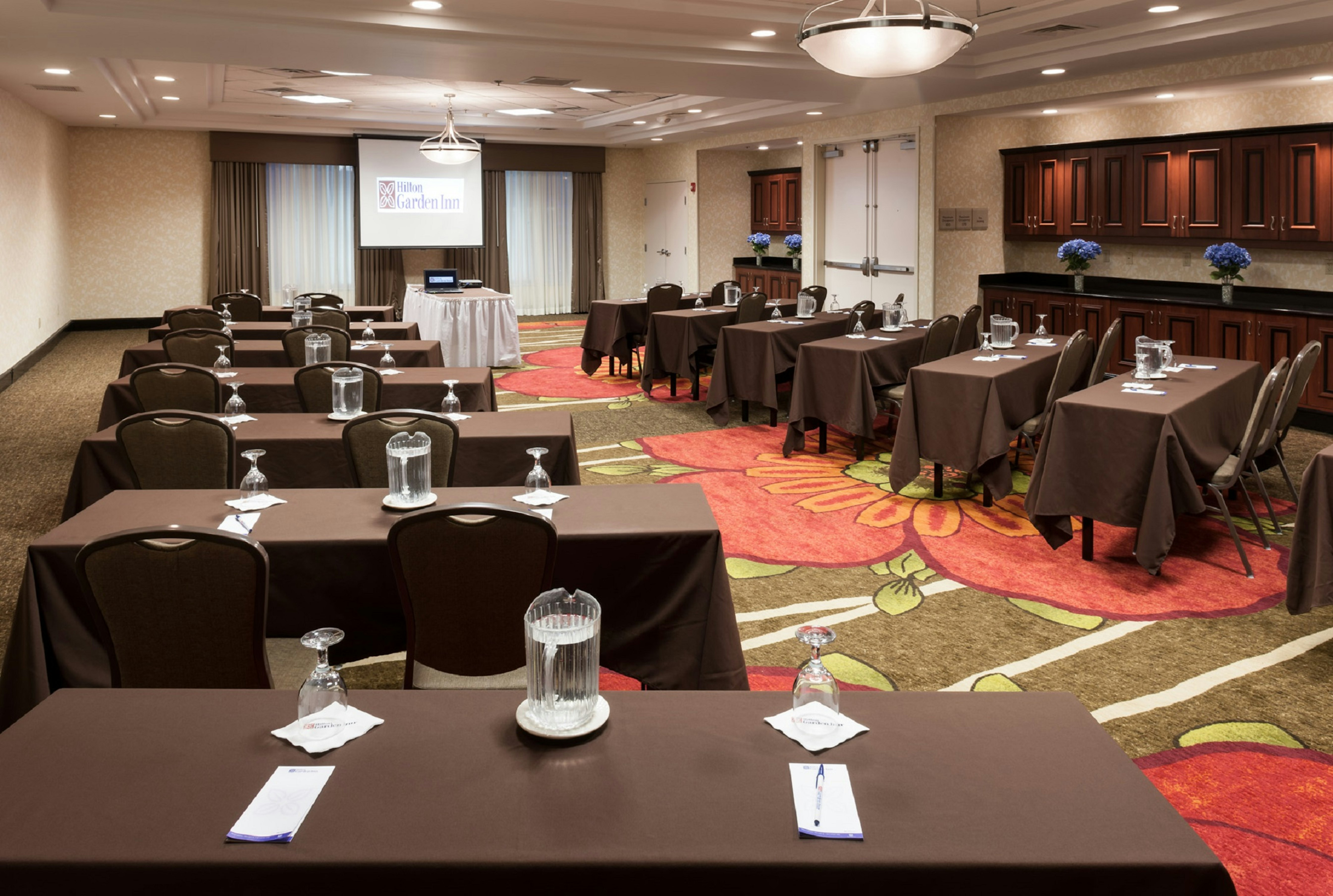 Hilton Garden Inn Merrillville 49/61