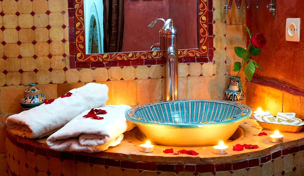 Riad Safir 23/49