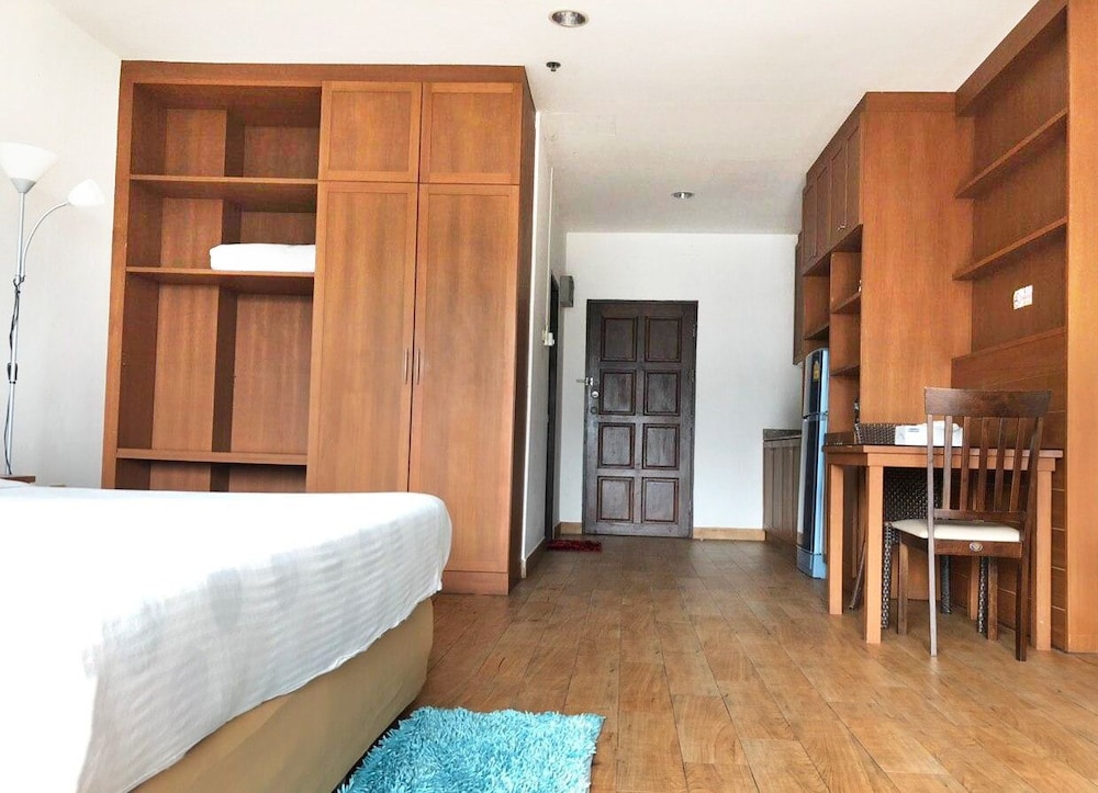 Vtsix Condo Rentals at View Talay 6 Pattaya 29/71