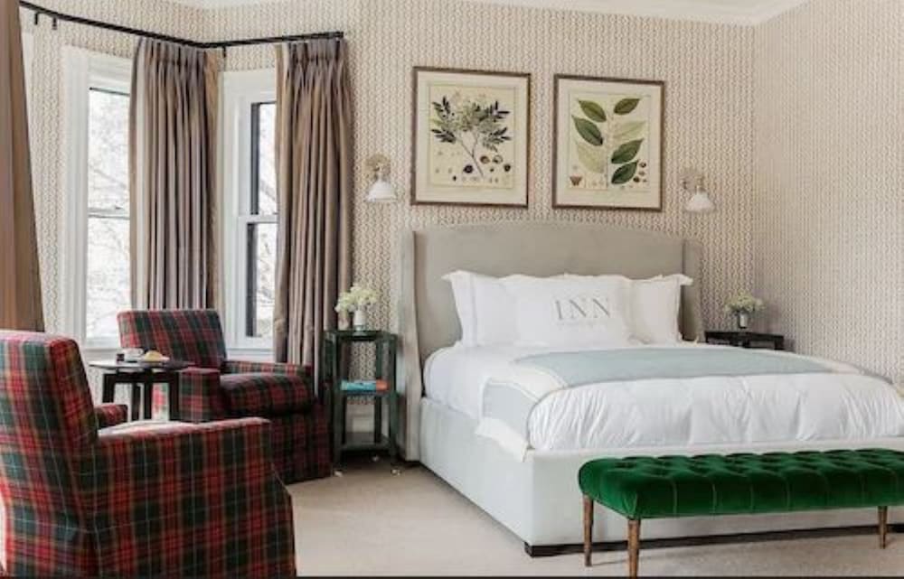The Inn at Hastings Park Relais and Chateaux 15/50