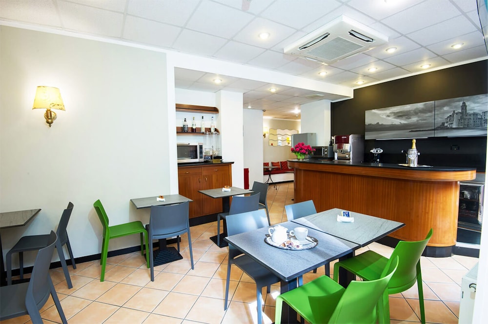 Hotel La Camogliese 35/48