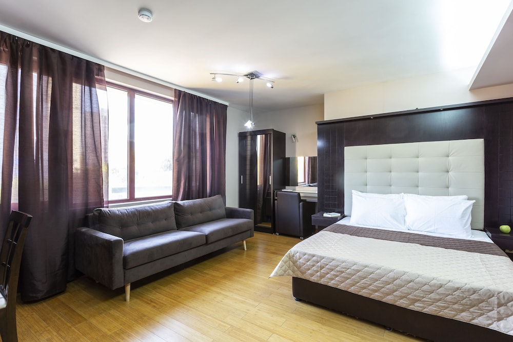 Cityhome Aparthotel 12/54