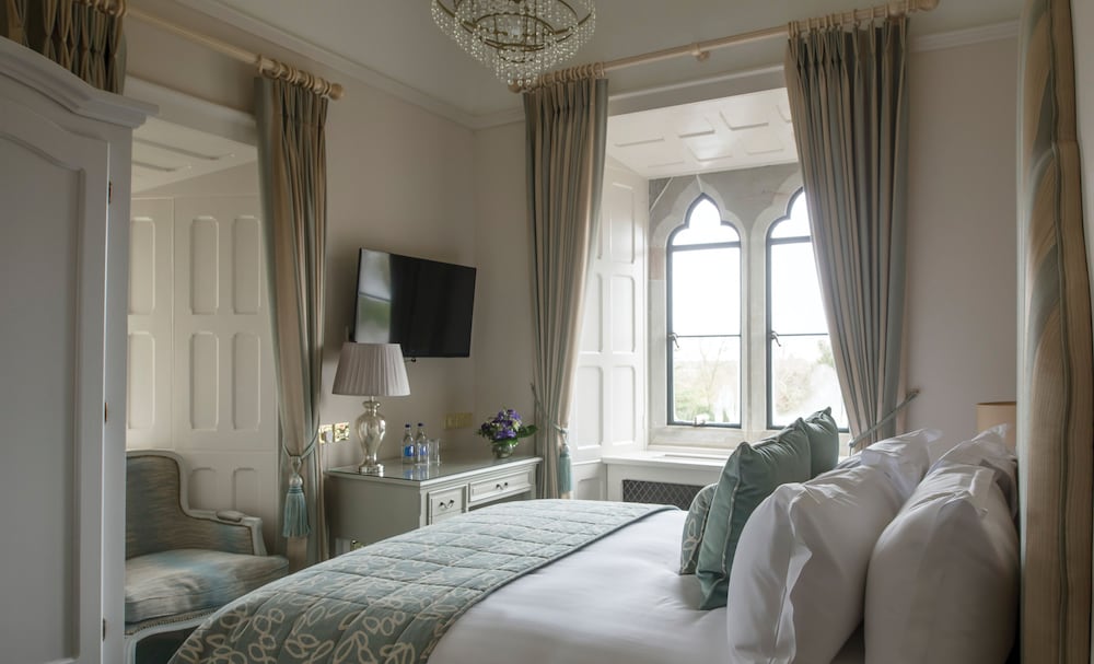 Kilkea Castle 6/50