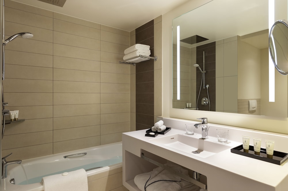 Pullman Paris Centre Bercy 49/50
