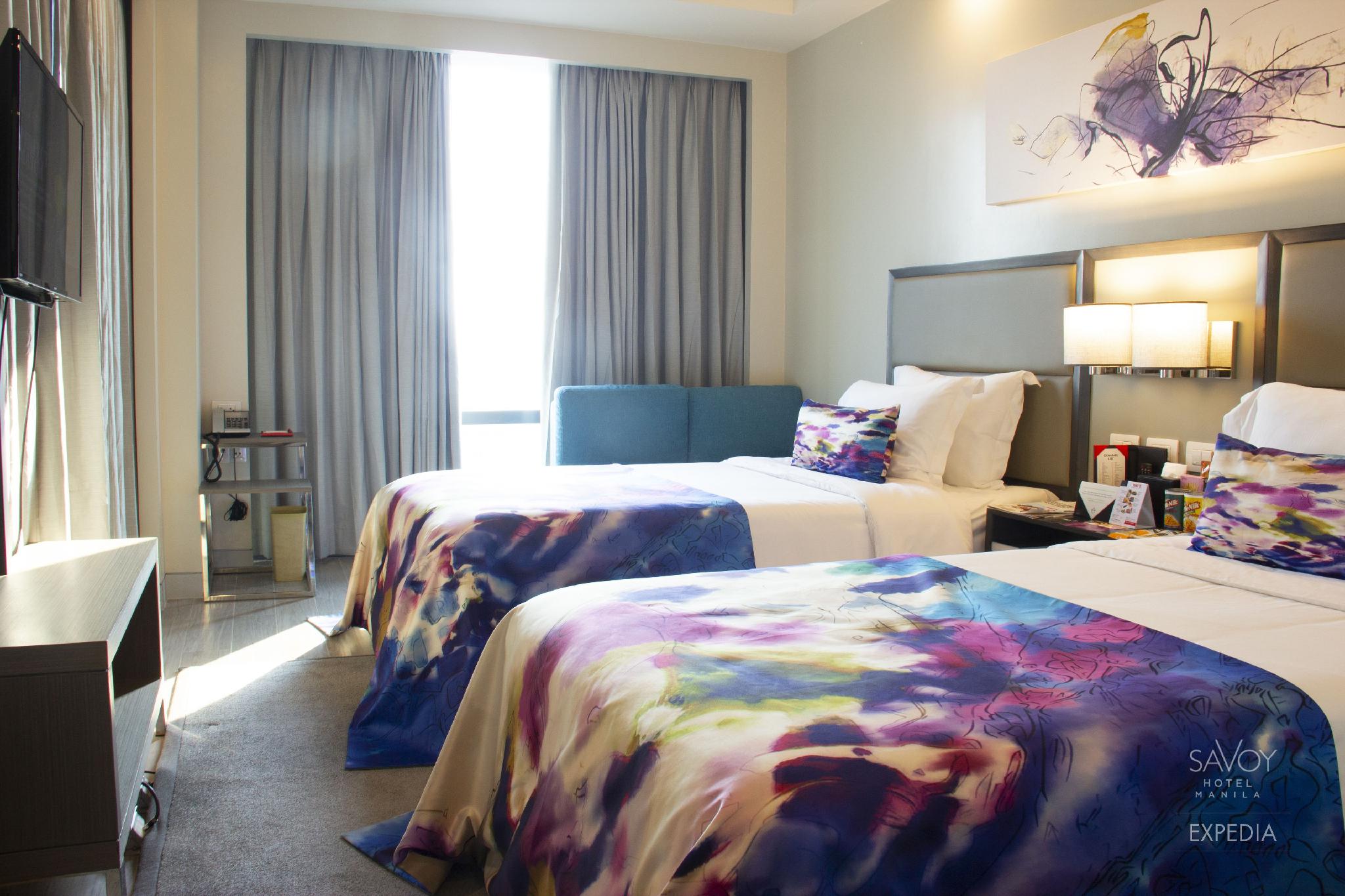 Essential, Twin Beds