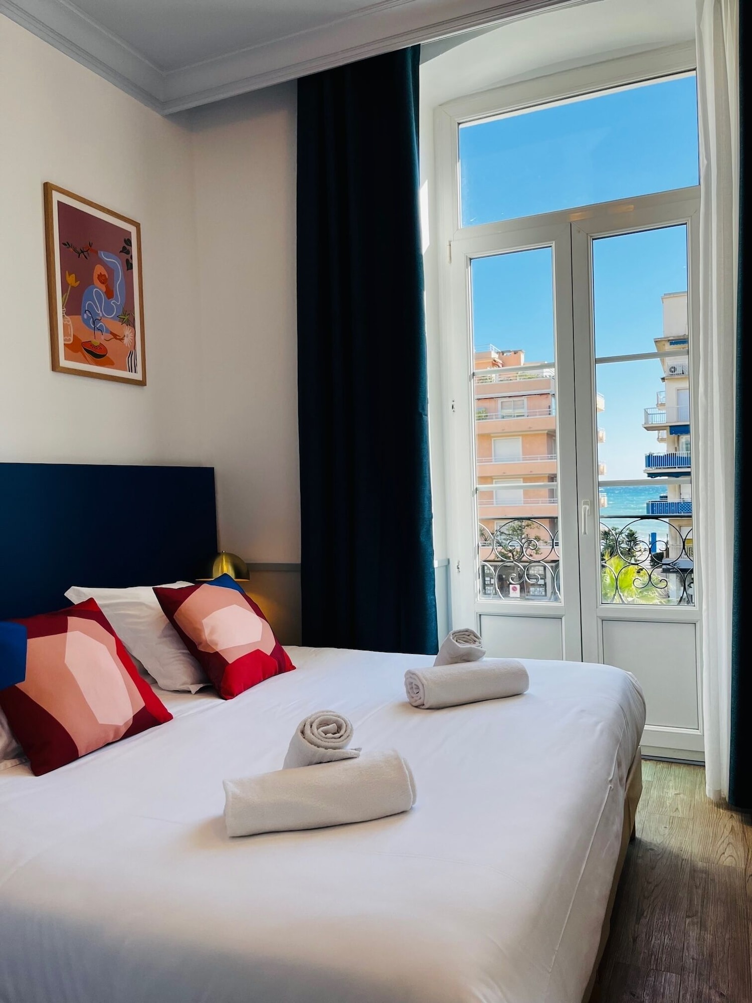 Privilege, Double Bed, Garden or Side Sea View
