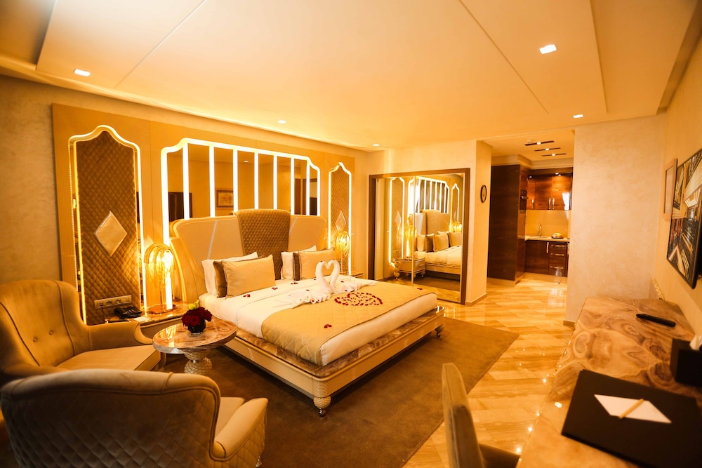 Suite Hotel Casa Diamond 12/50