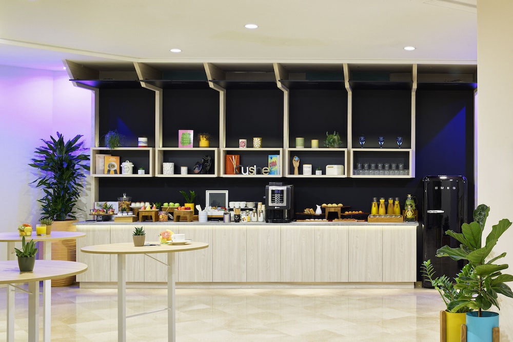 Innside by Melia Barcelona Apolo 15/75