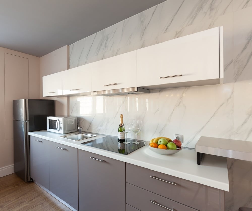 47 Luxury Suites 8/73