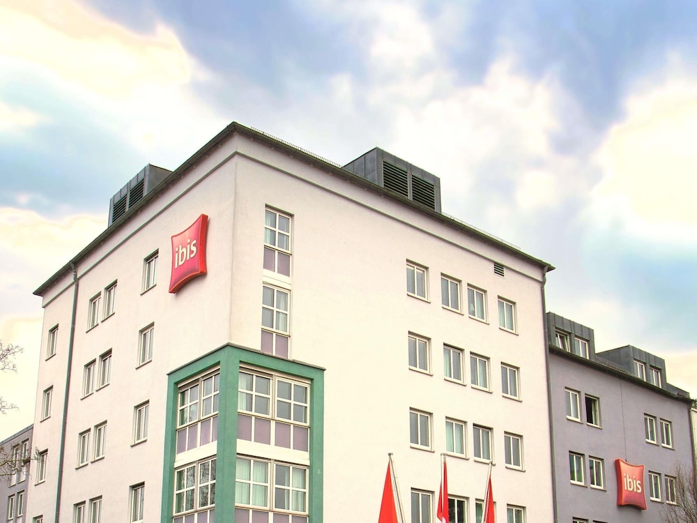 Ibis Regensburg City 3/49