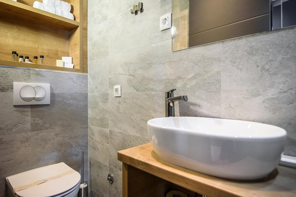 Ora Luxury Rooms 38/44