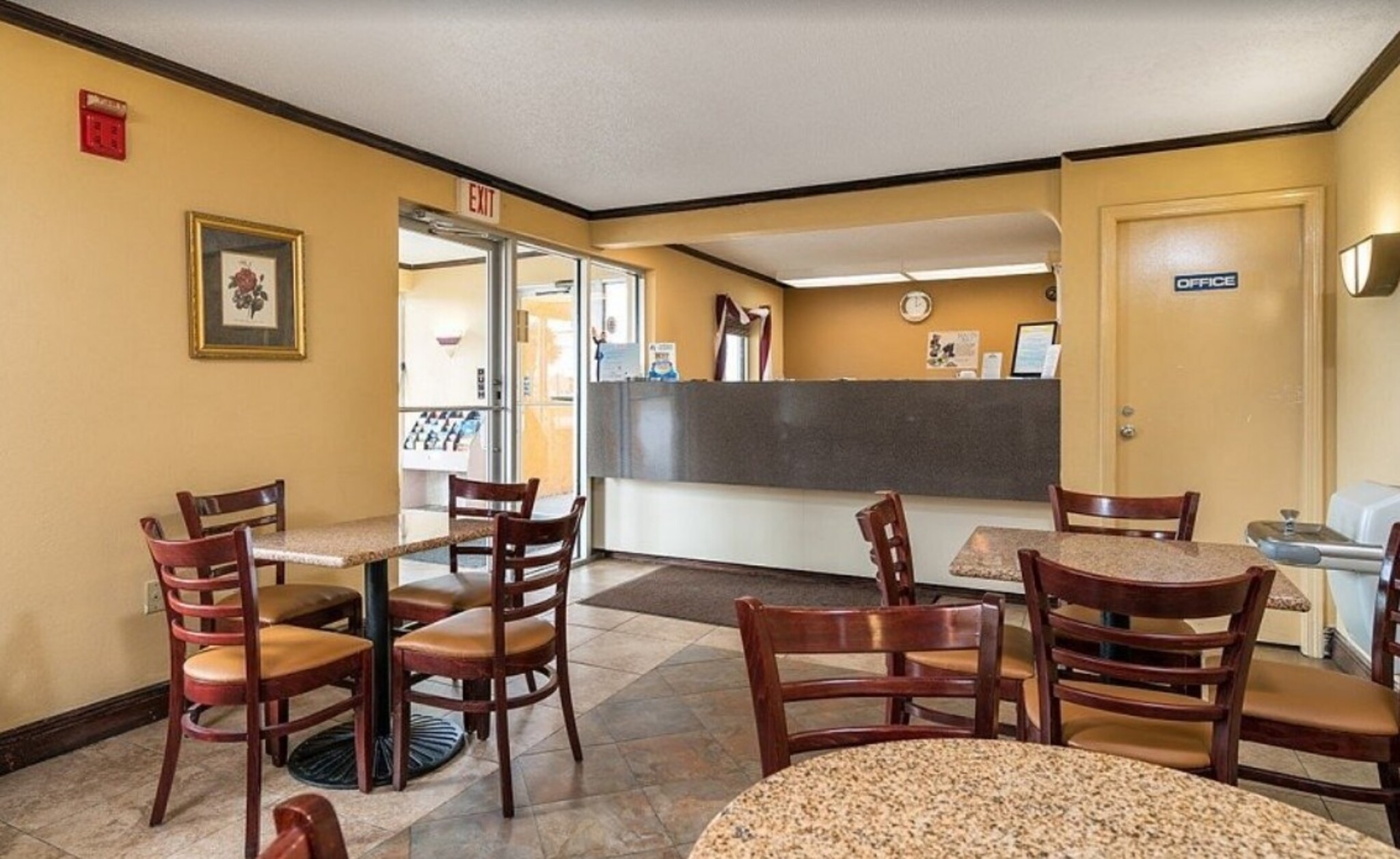 Days Inn by Wyndham Moss Point Pascagoula 9/12