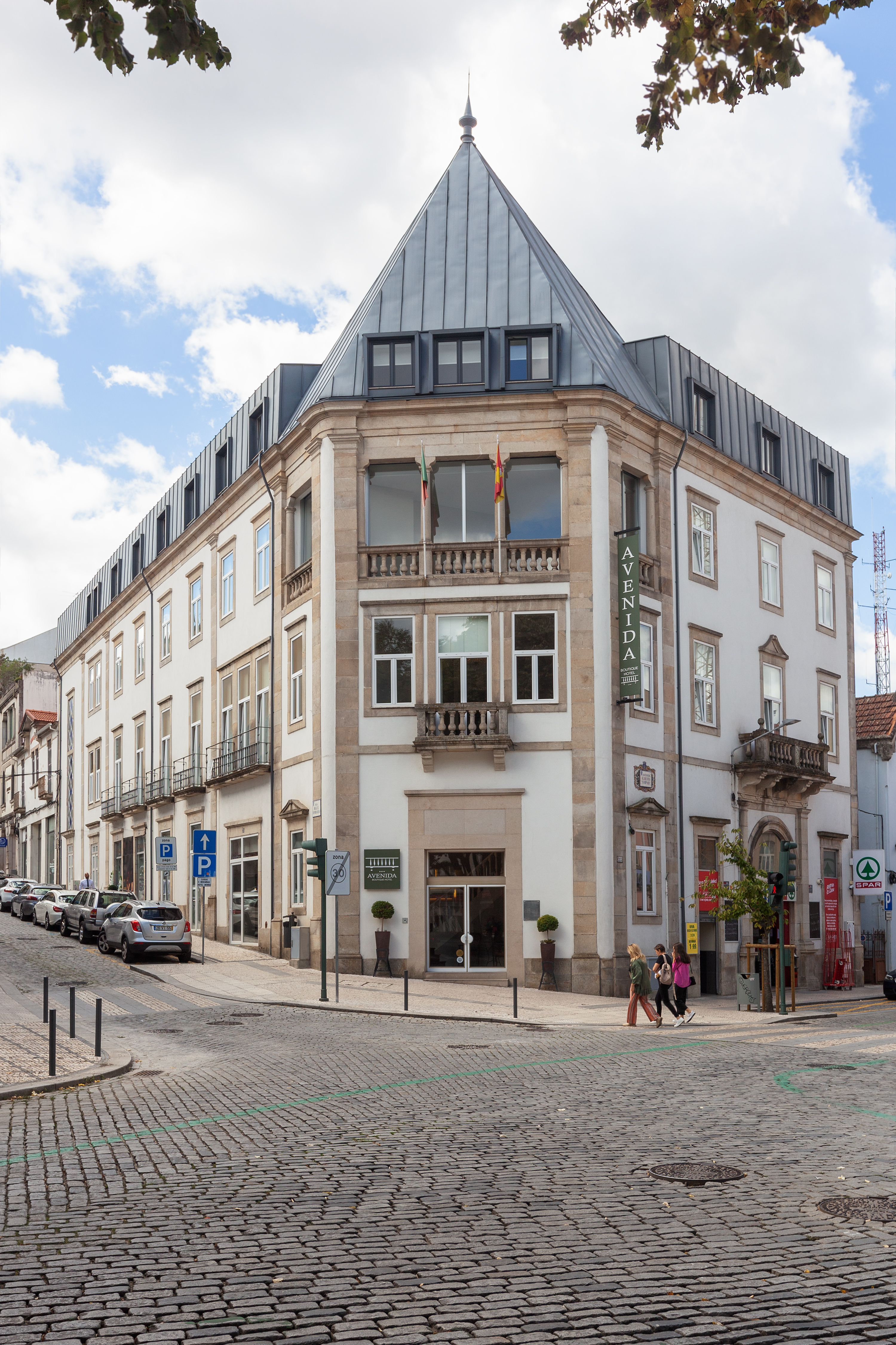 Avenida Boutique Hotel 3/50