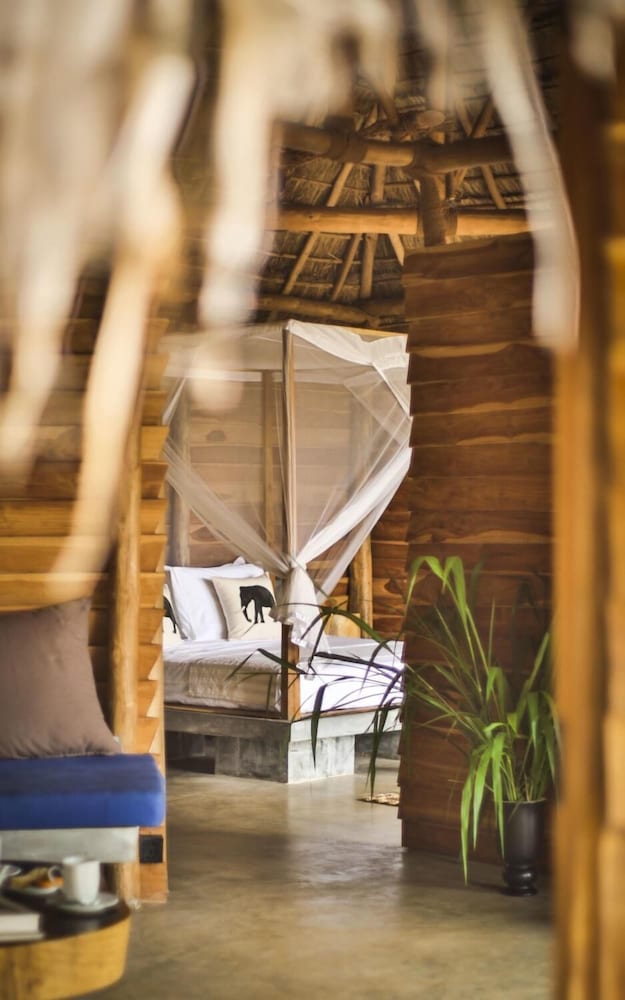 Wild Glamping Gal Oya 25/50