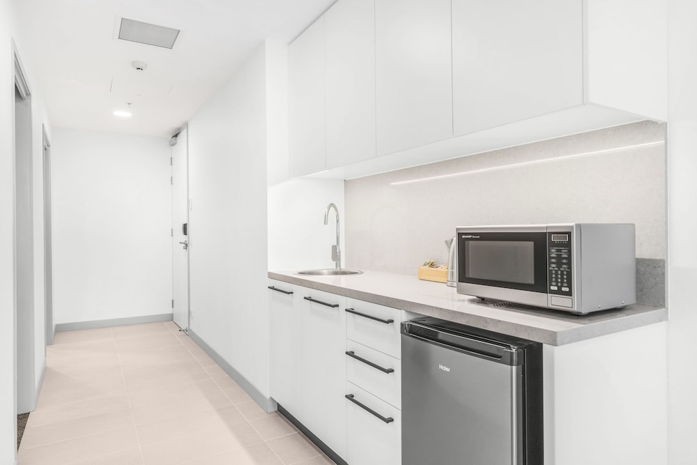 Essence Suites Taringa 18/60