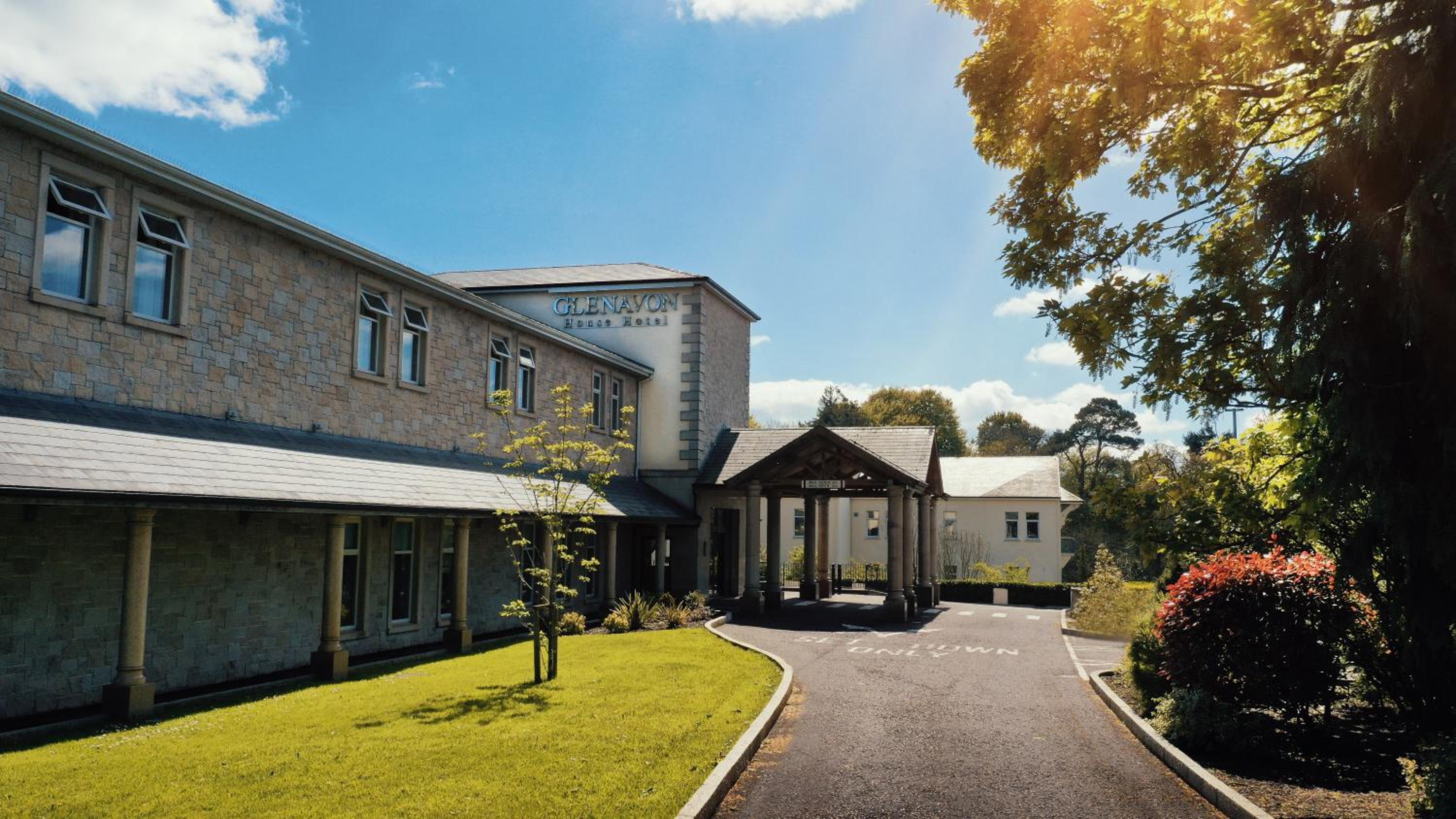 Glenavon House Hotel 53/57