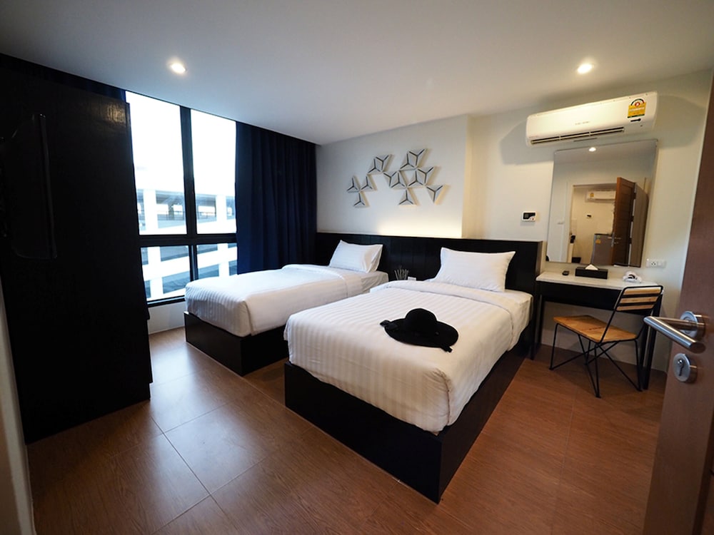 130 Hotel & Residence Bangkok 17/83