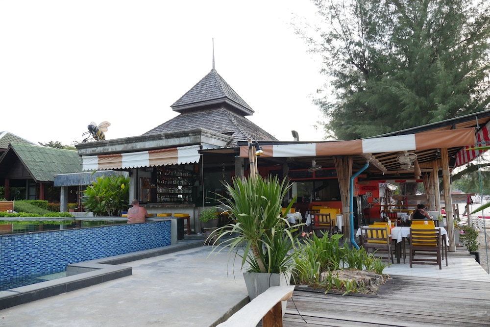 Samui Honey Cottages Beach Resort 6/70