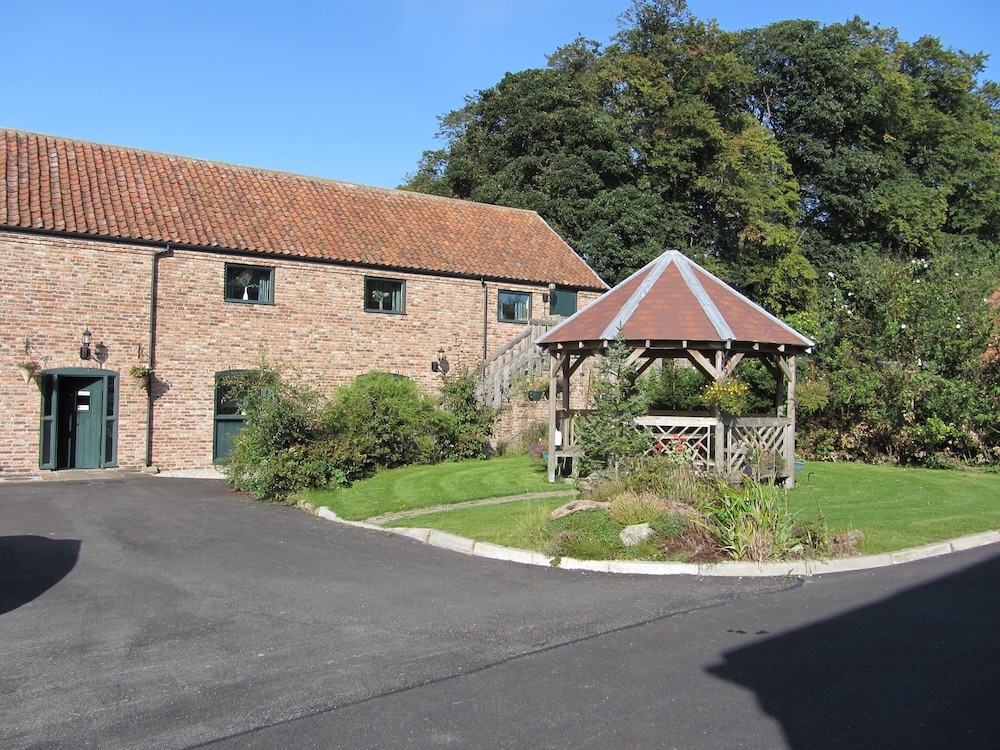 Wolds Village 42/49