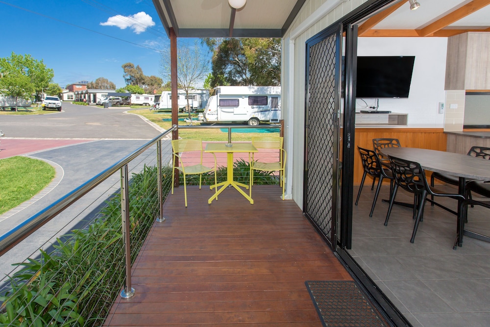 Melbourne Big4 Holiday Park 33/50