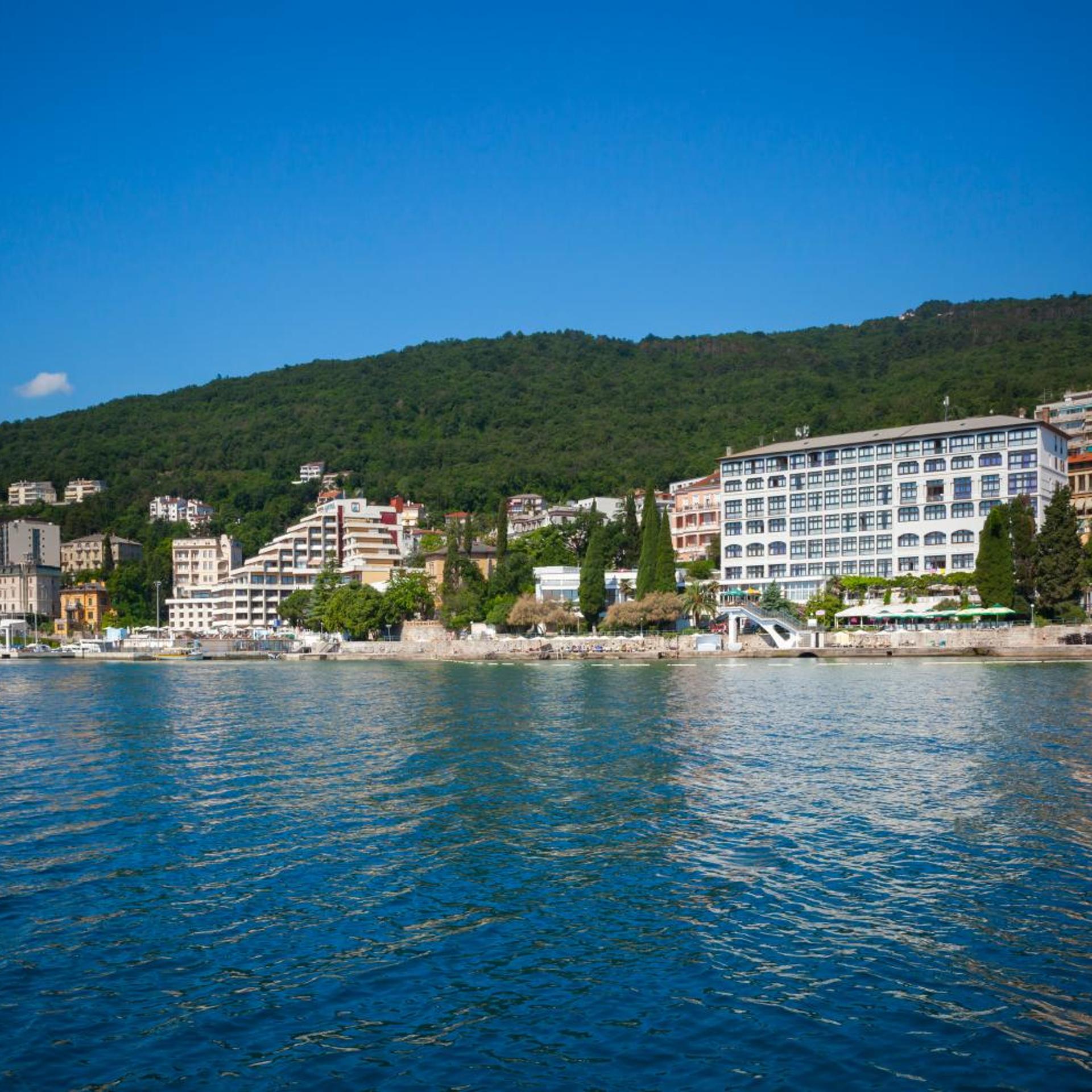 Hotel Lungomare 42/44