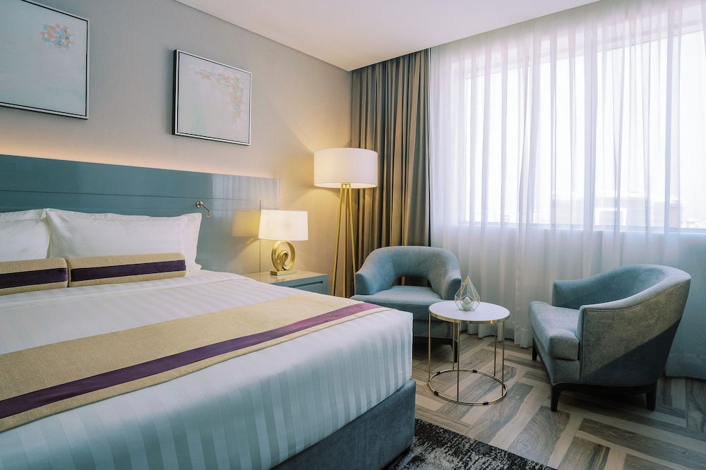 One Bedroom Suite with Kitchenette