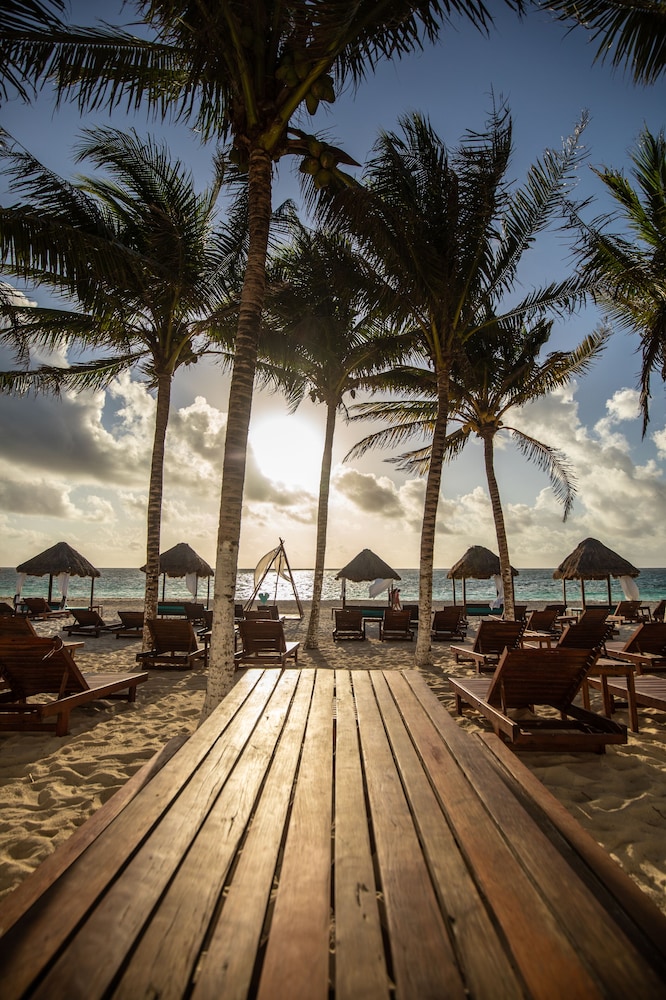Hotel & Beach Club Ojo de Agua 43/49