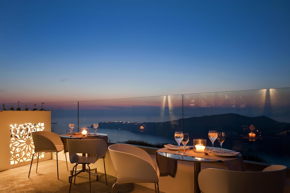 Avaton Resort and Spa 34/46