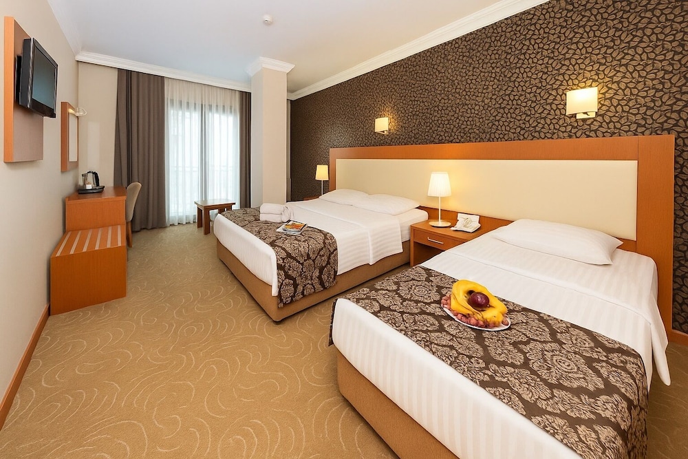 Grand Hotel Avcilar 10/50