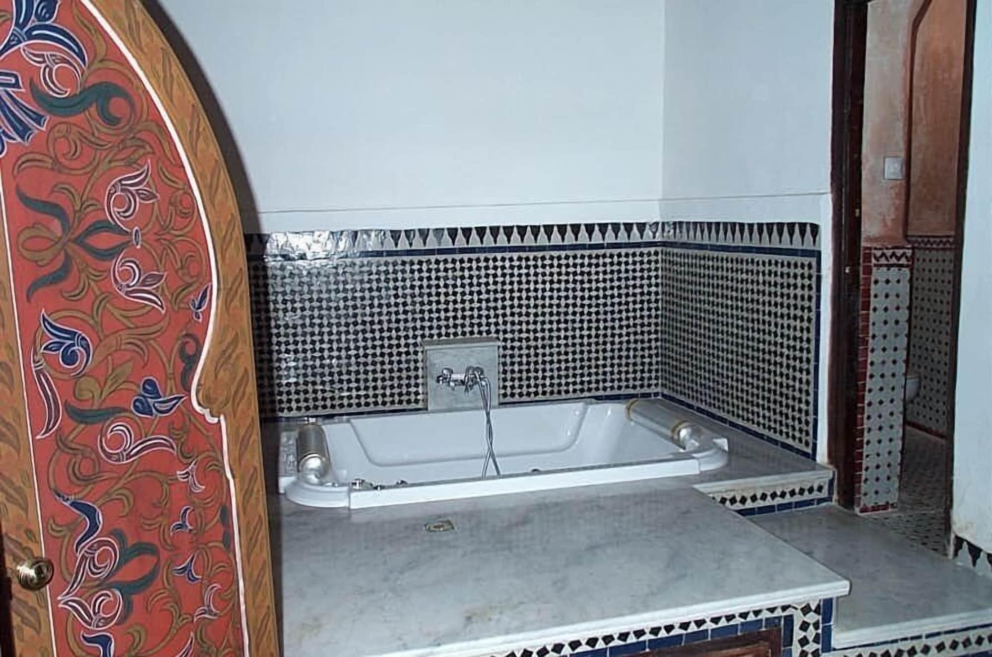 Superior, Suite, Hot Tub