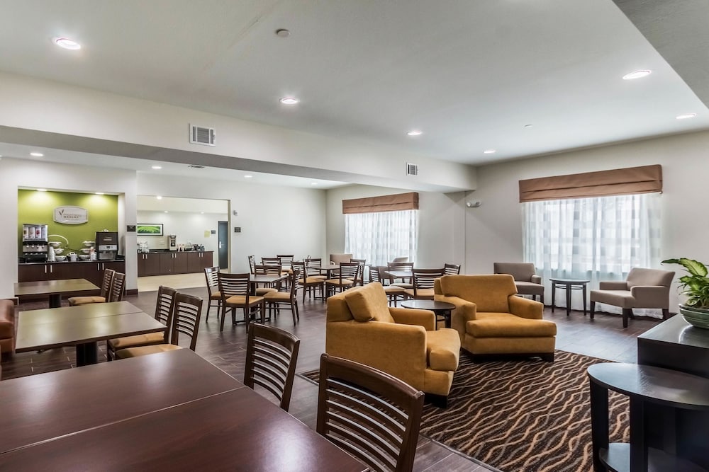 Sleep Inn and Suites College Station Area 30/46
