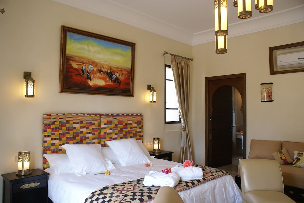 1 BEDROOM, JUNIOR SUITE, POOL SIDE