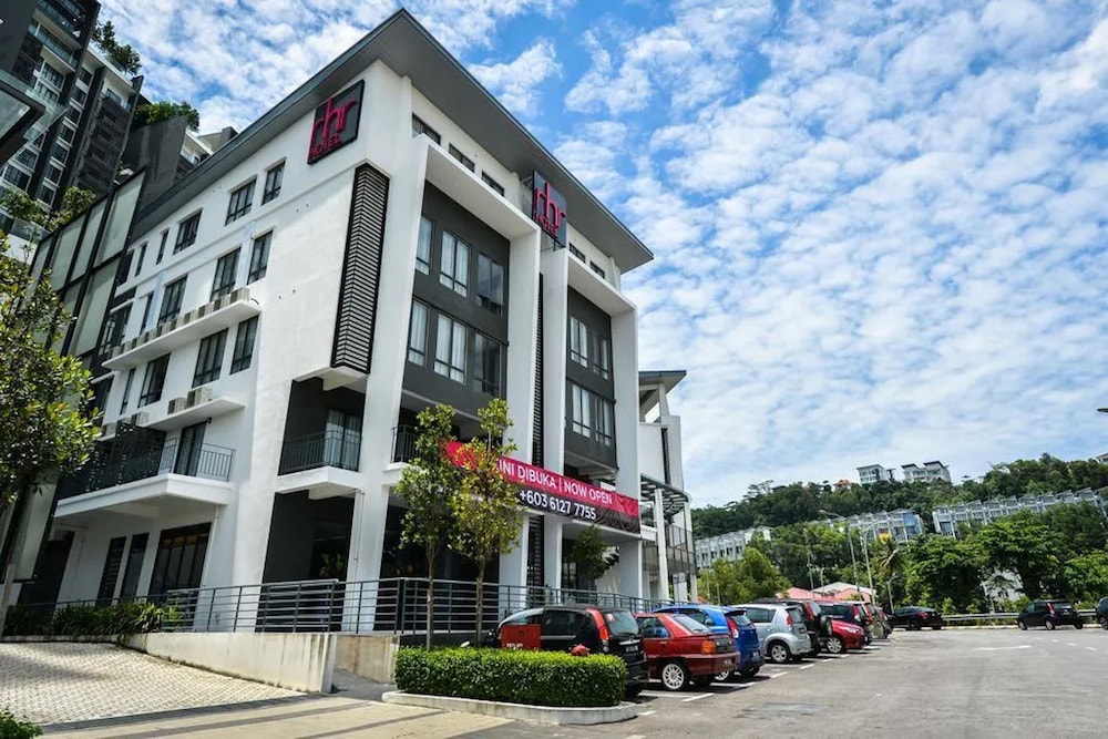 OYO Townhouse, Selayang formerly RHR Hotel 43/48