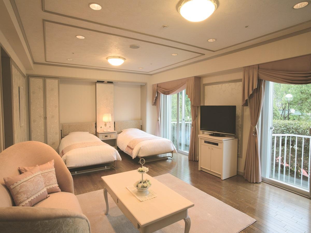 Executive, Twin Beds, East Wing