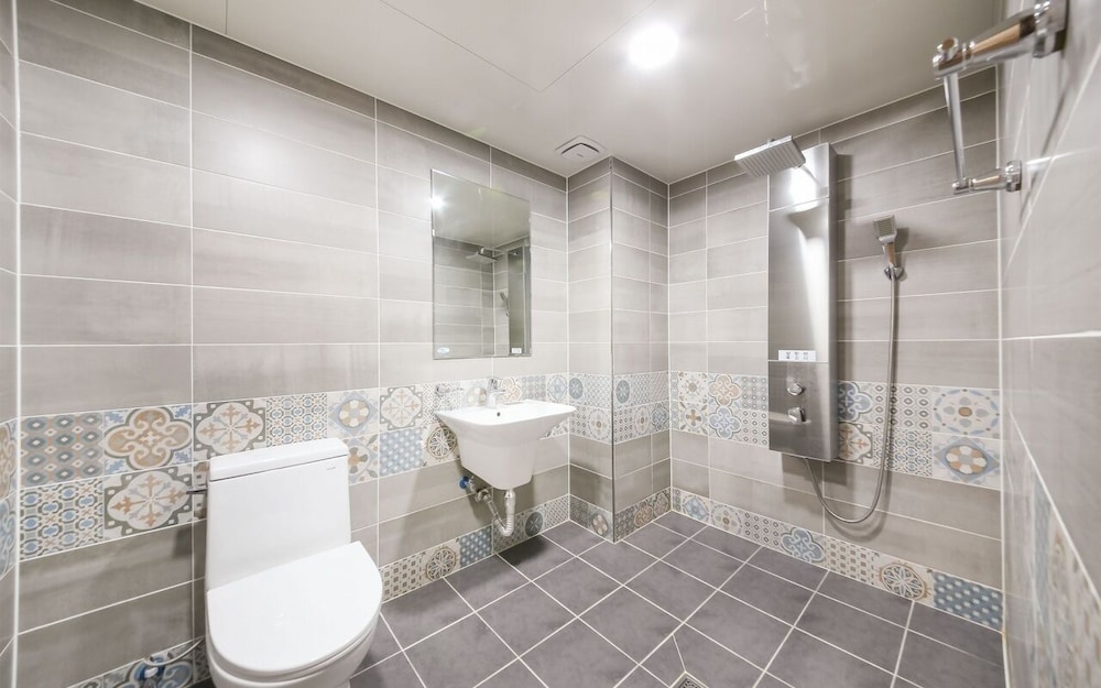 Jeonju Hanok Hotel Goong 14/15