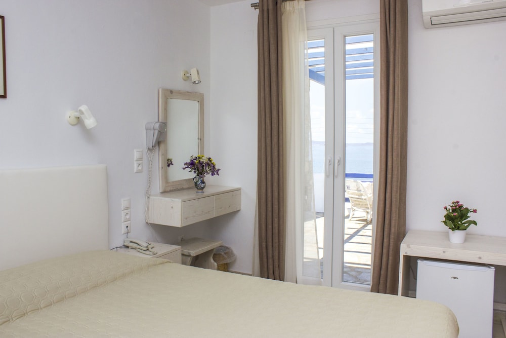 Spanelis Hotel 16/56