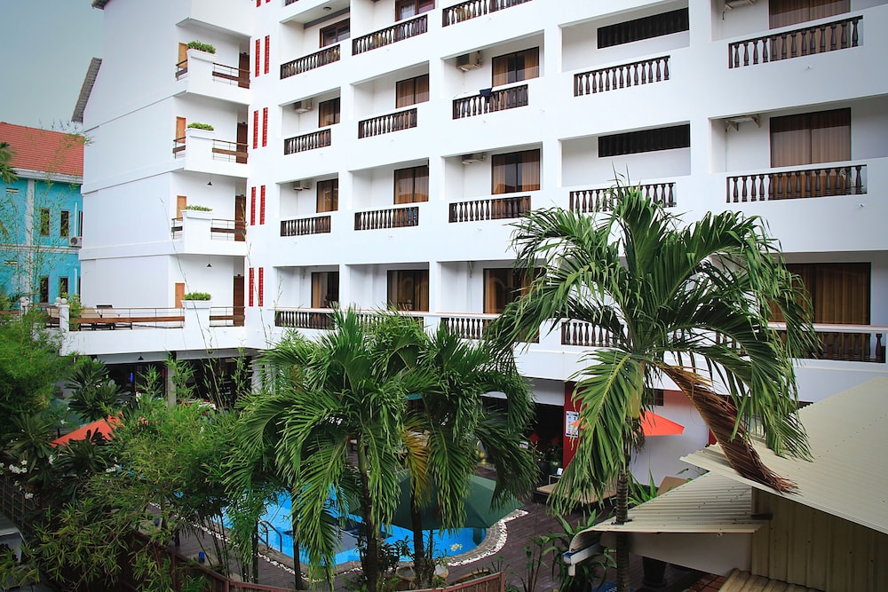 Mekong Angkor Deluxe Hotel 2/50