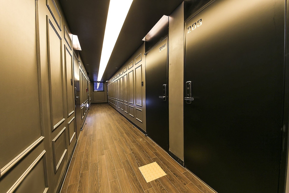 Central Person Hotel Pyeongtaek 14/33