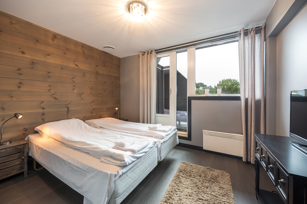 Highland Lodge Hotel 34/73