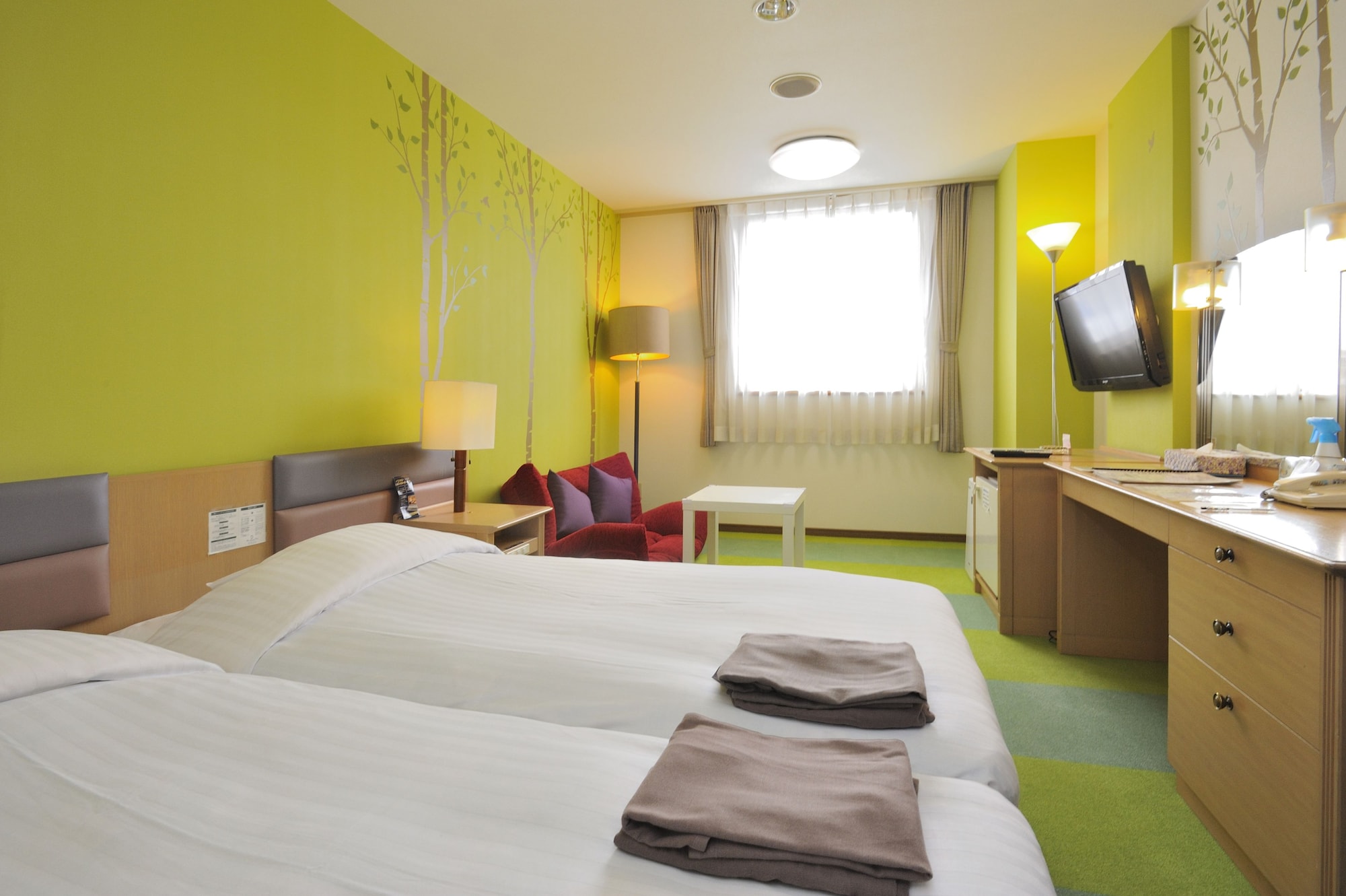 Hollywood, Twin Beds