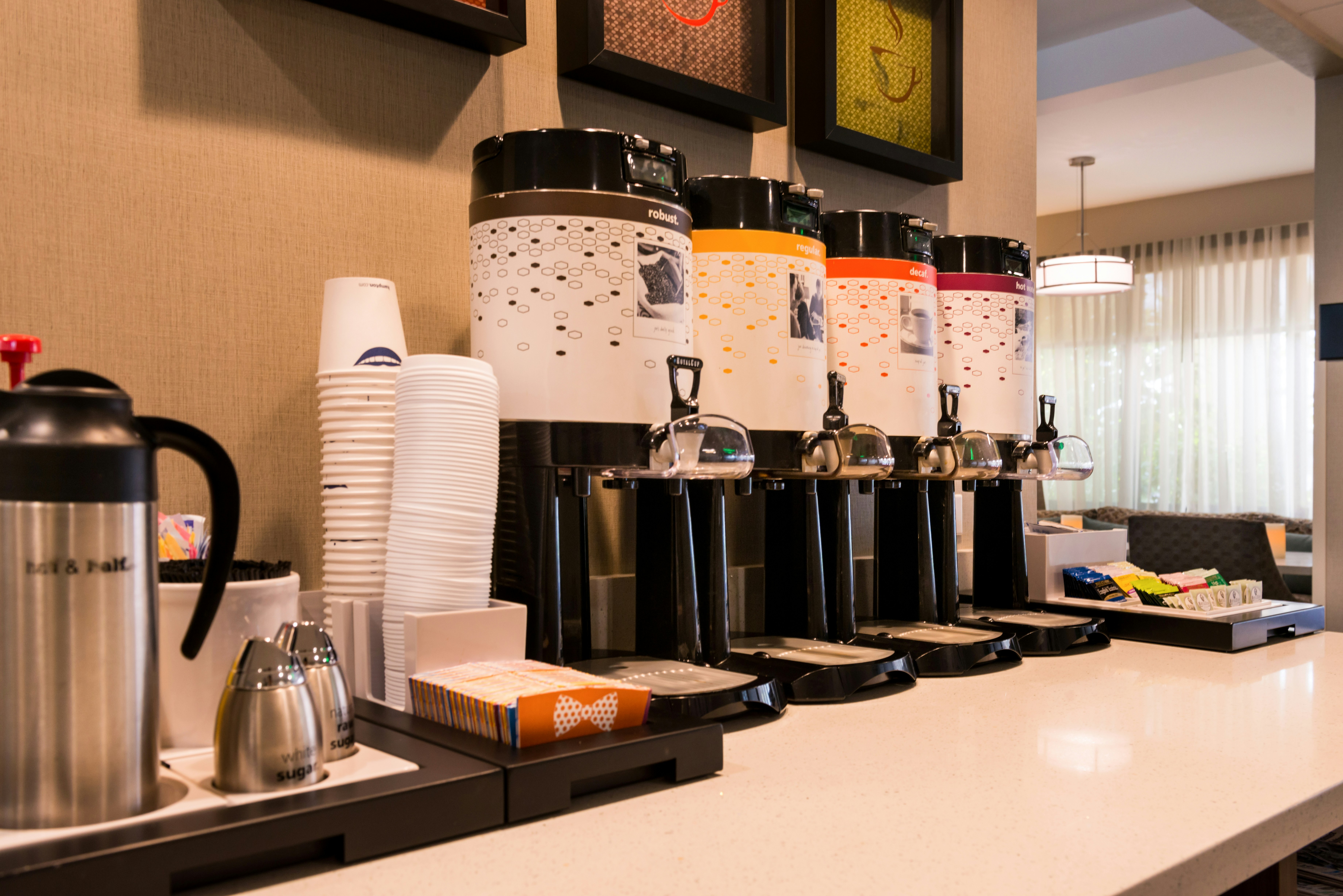 Hampton Inn Los Angeles West Covina 24/52