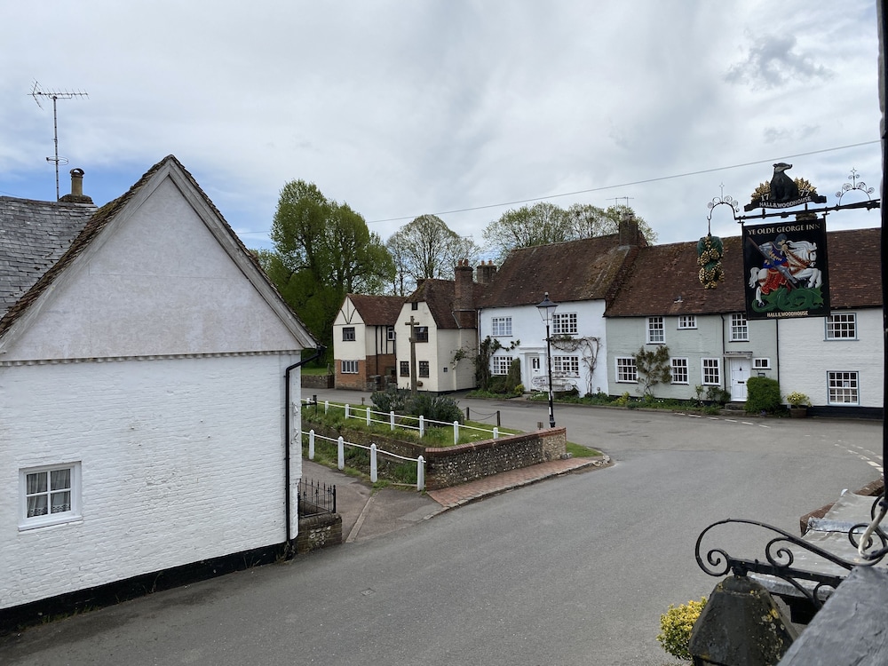 Ye Olde George Inn 41/50