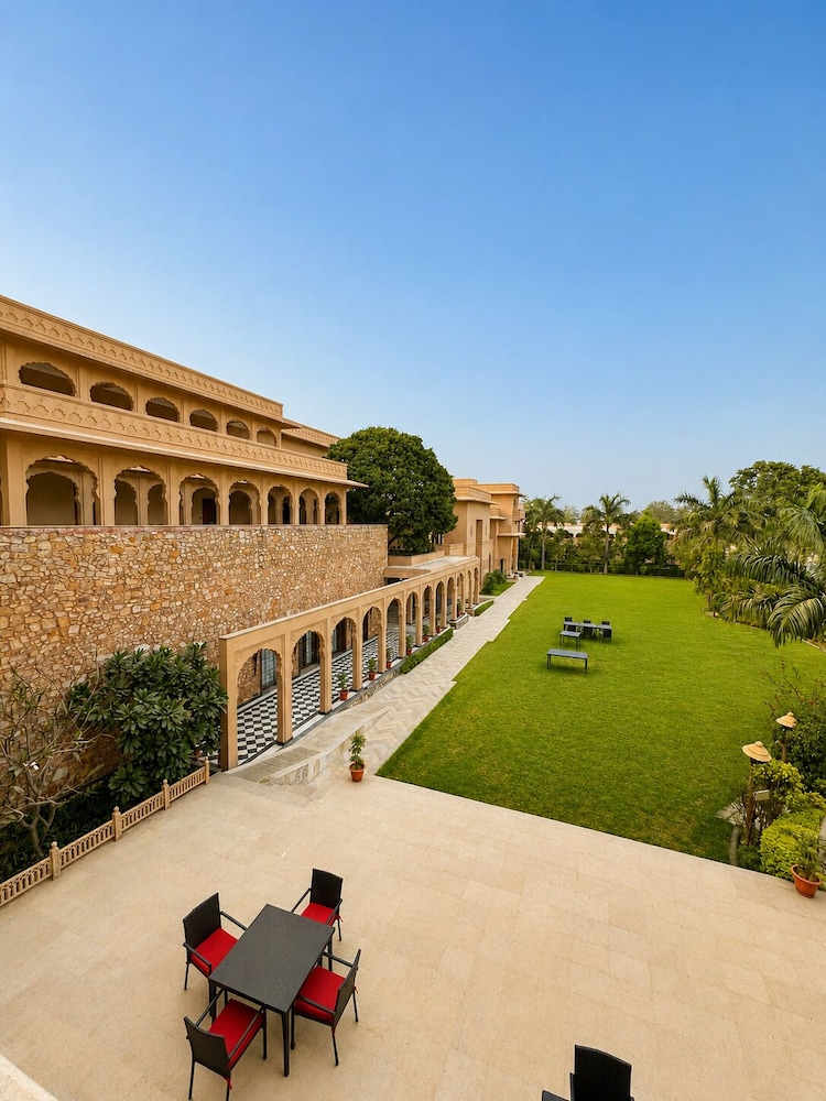 Regenta Resort Vanya Mahal 39/49
