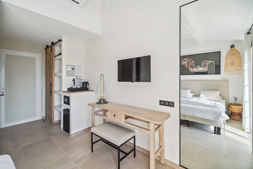 CITOTEL HOSTELLERIE DE LA NARTELLE 30/47