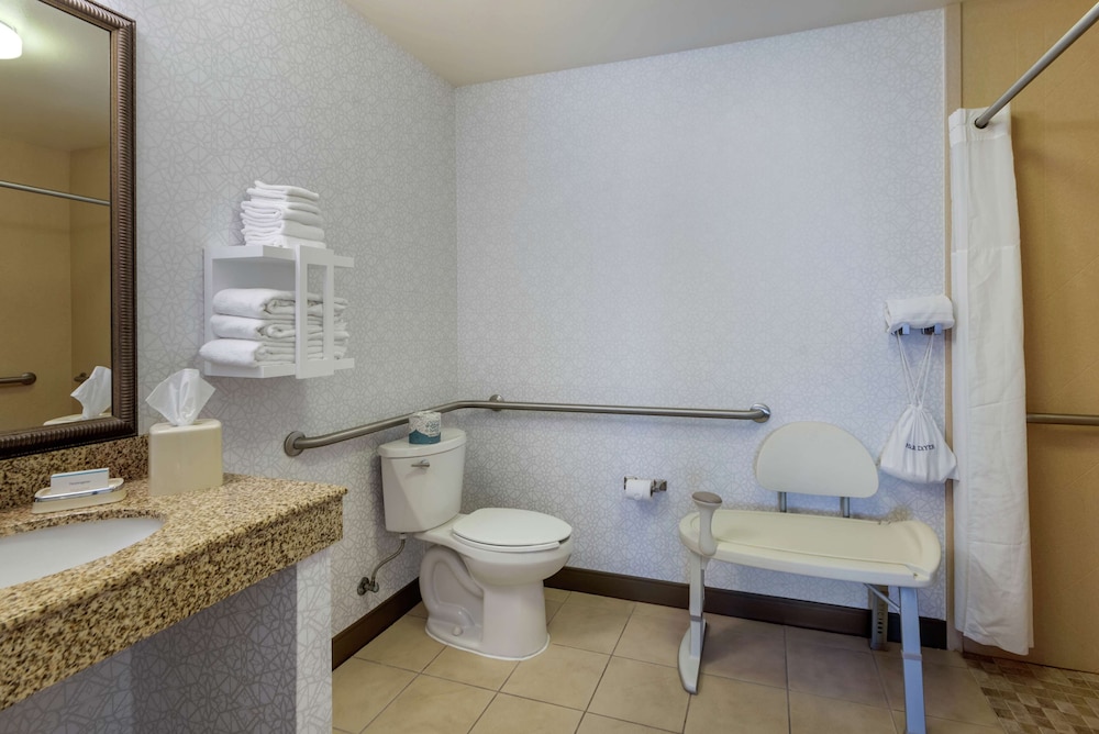 Hampton Inn Alamosa Co 9/37