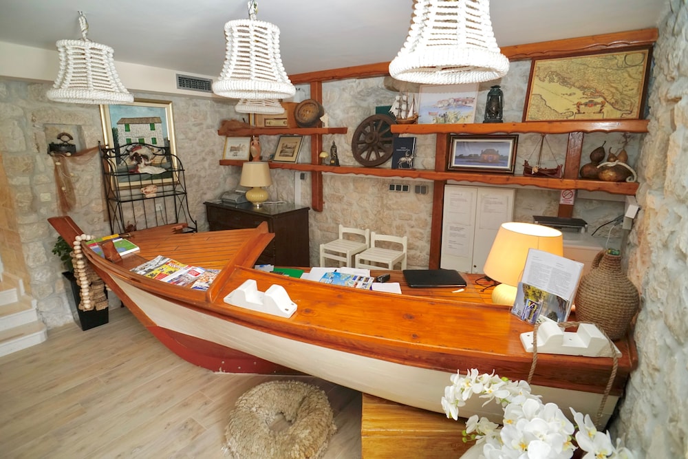 VILLA RUSTICA DALMATIA 5/50