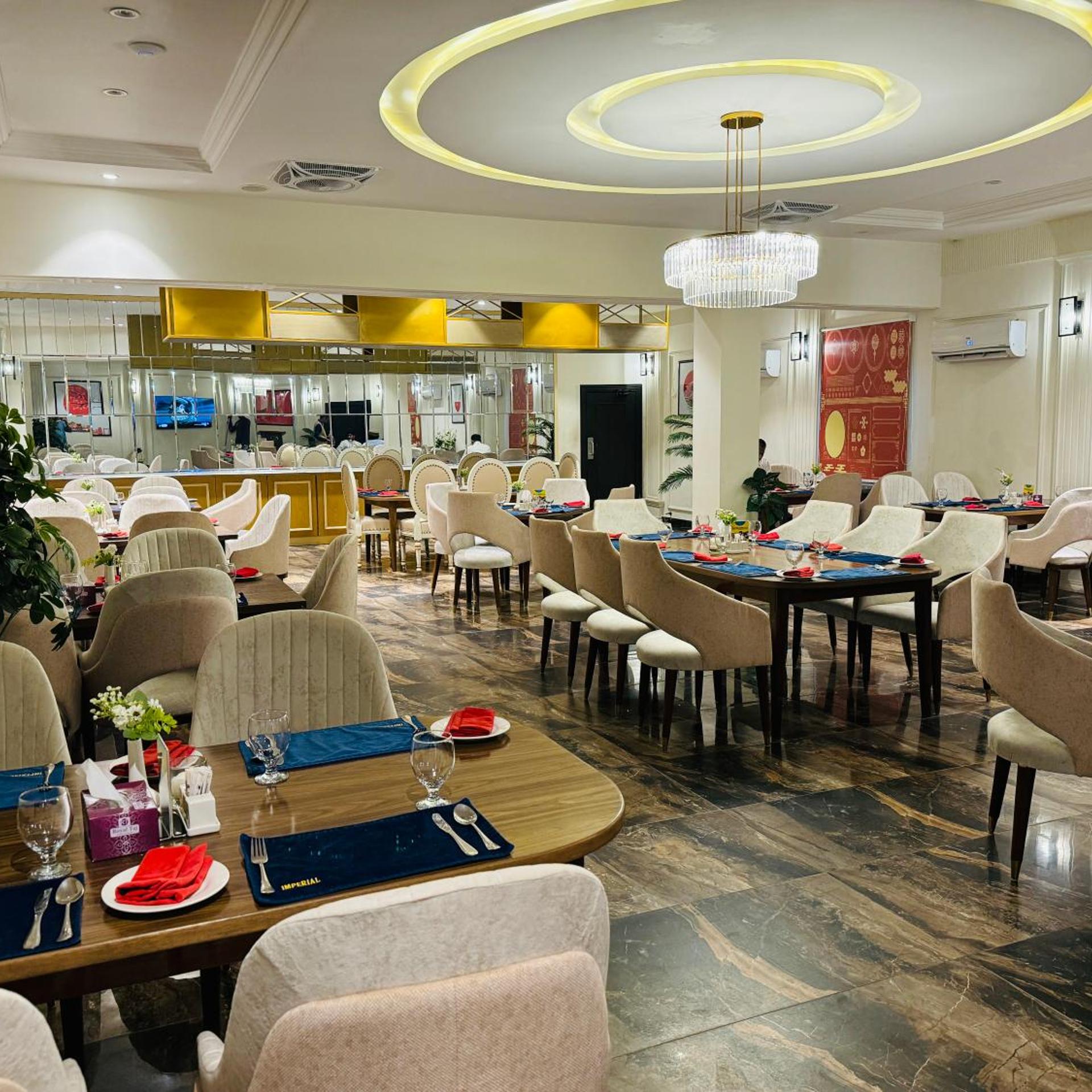 RT Grace Royal Taj Hotel Sukkur 47/58
