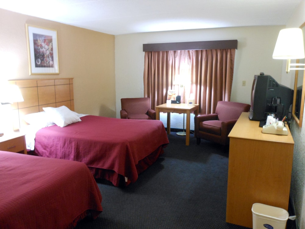 Americas Best Value Inn and Suites St Cloud 18/26